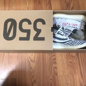 Yeezy zebras 350